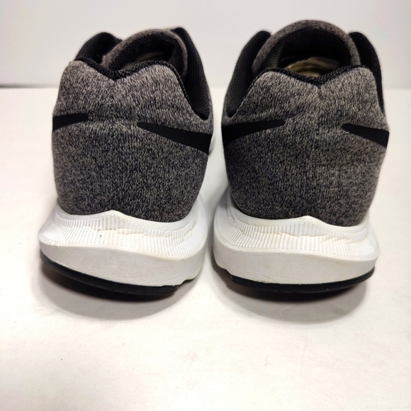 Nike Run Swift Running Gray Sneaker Athletic Lace Up Shoes Women's Size 9.5 - Picture 8 of 10